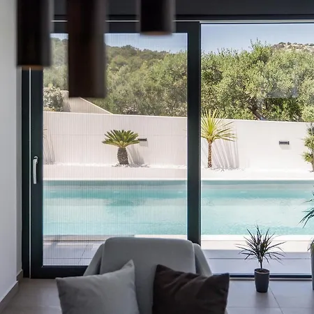 Levant Tatil Evi *